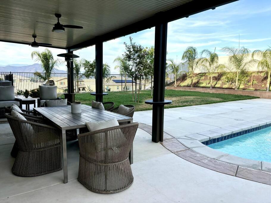 Vineyard Poolside Retreat Villa Winchester Kültér fotó